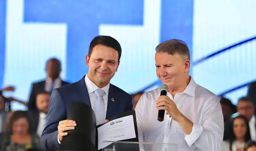 Carlos Antônio ao lado de Eduardo Siqueira Campos | Foto: Reprodução | Instagram