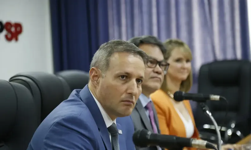 Foto Deputados de São Paulo pedem impeachment de secretário de Segurança